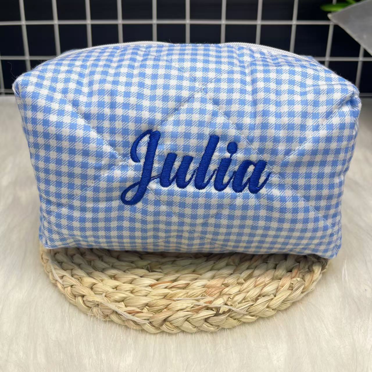 Embroidery Name - Bolsa de cosméticos a rayas de