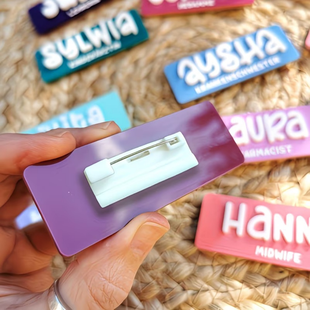 Broches Personalizados con Nom - Embroidery Name reseña y precio