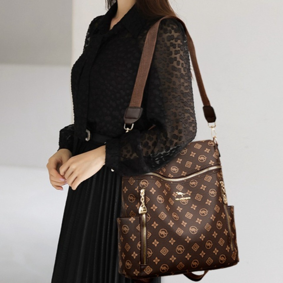 Mochila de cuero suave de marc - Embroidery Font reseña y precio