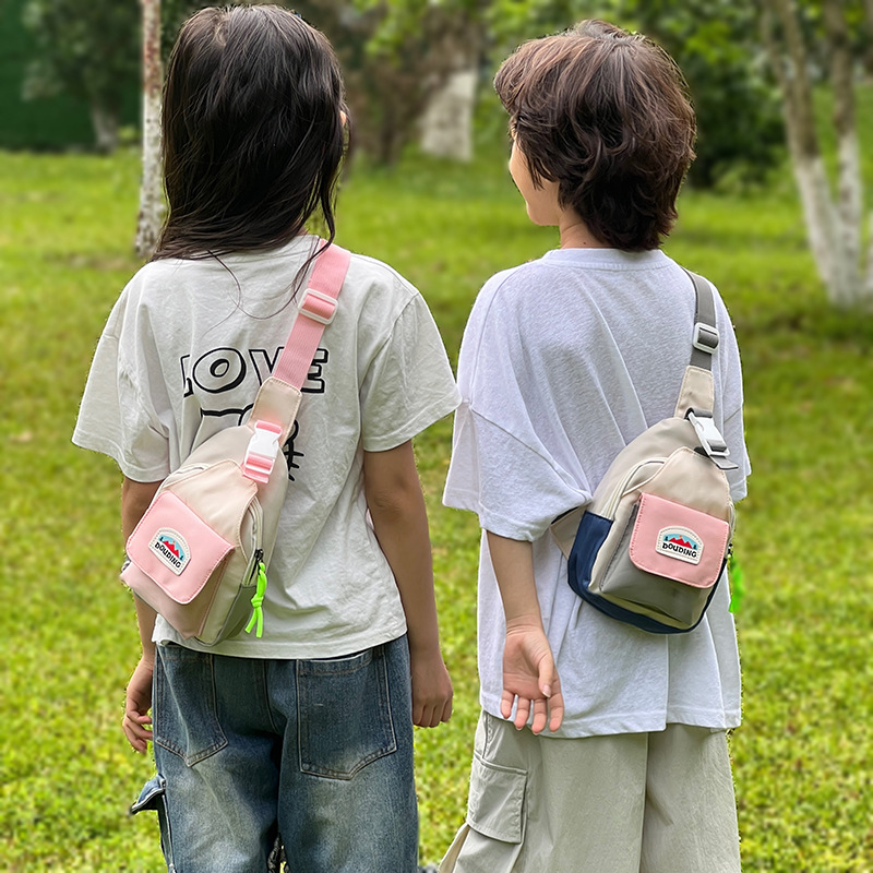 Nueva Bolsa de Pecho para Niño - Embroidery Font reseña y precio